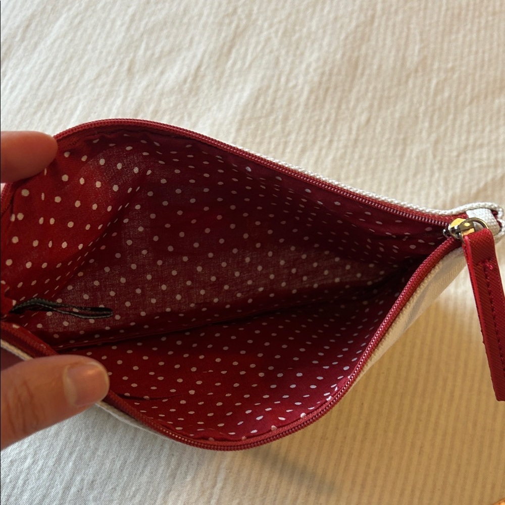 Brighton Heart Motif Pouch with Red and Blue Accents - Picture 3 of 3